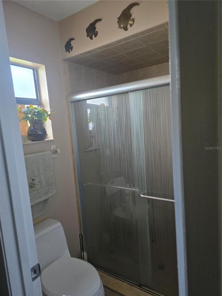1822 HOUSTON DRIVE — photo 28 of 41