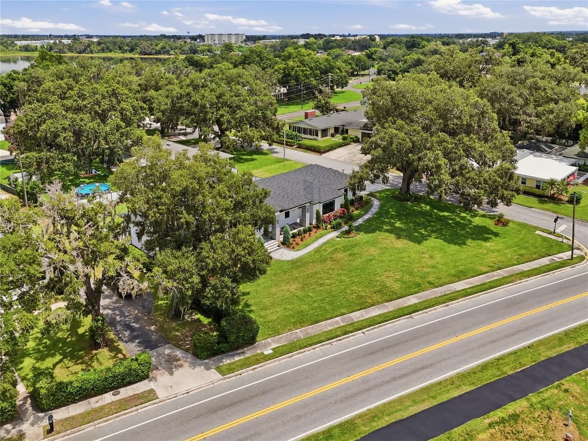 1307 LAKE HOWARD DRIVE — photo 87 of 96