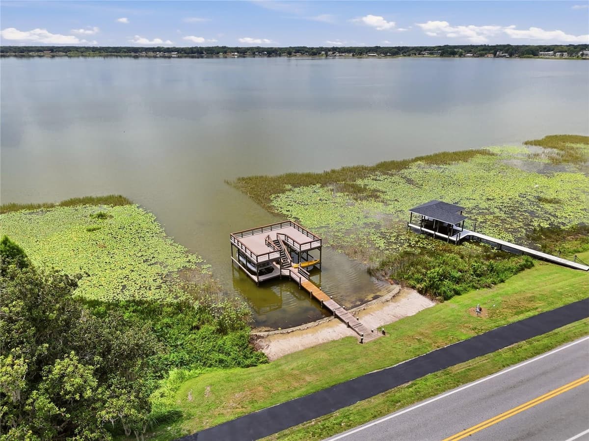 1307 LAKE HOWARD DRIVE — photo 73 of 96