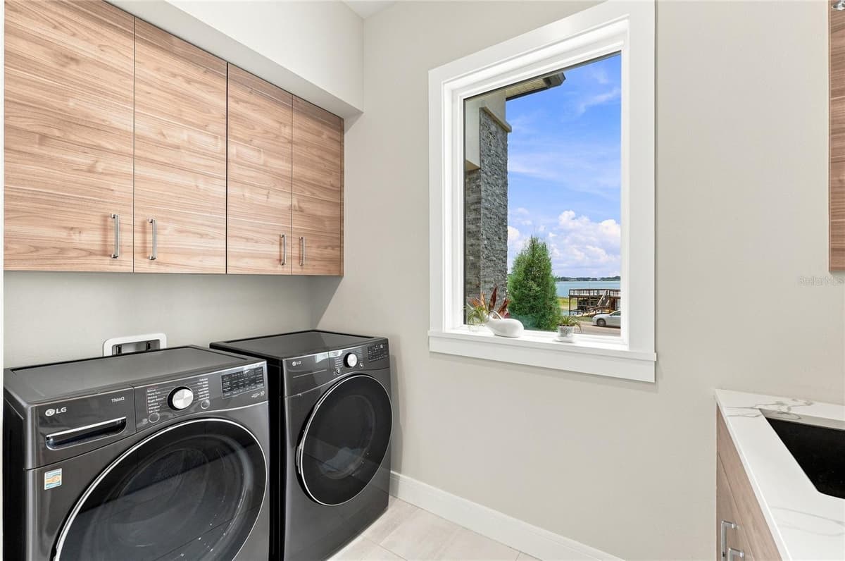 1307 LAKE HOWARD DRIVE — photo 58 of 96