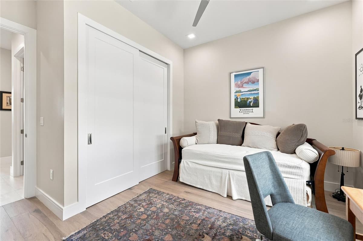 1307 LAKE HOWARD DRIVE — photo 49 of 96