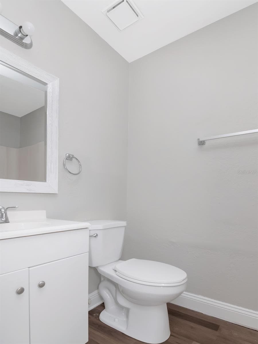 1209 62ND AVENUE — photo 16 of 49