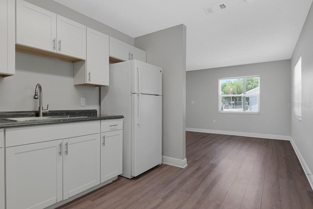 1209 62ND AVENUE — photo 30 of 49