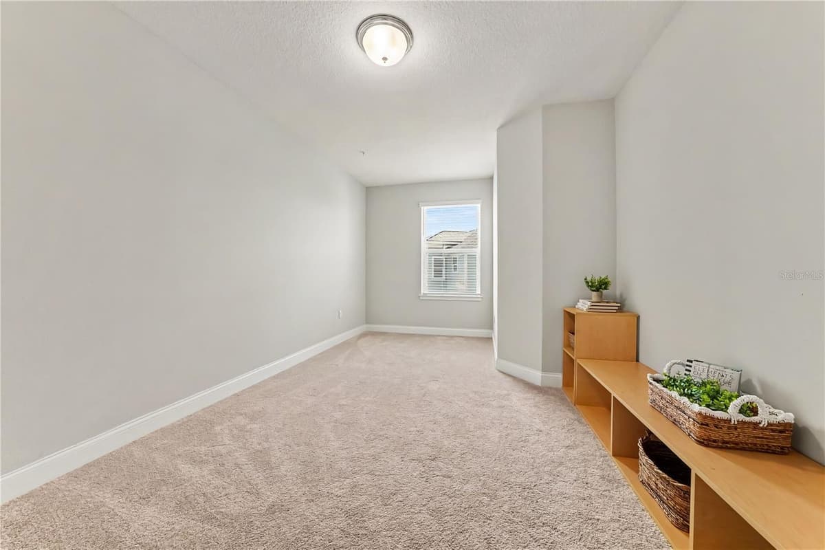 7505 LAUREATE BOULEVARD — photo 21 of 38
