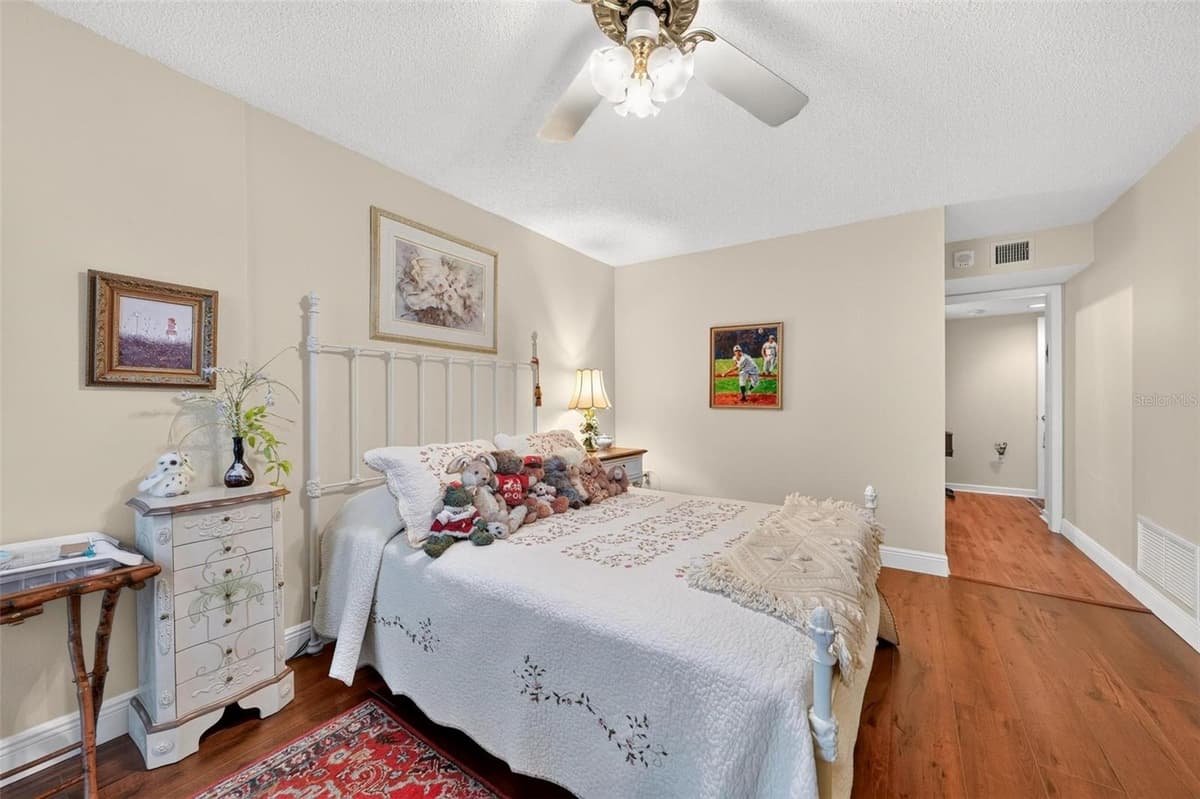 250 CAROLINA AVENUE — photo 42 of 86