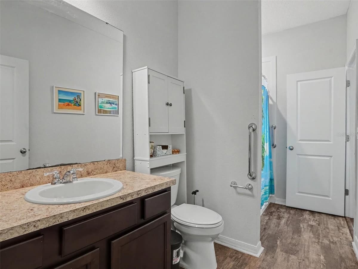 524 BLUE WATER COURT — photo 25 of 31