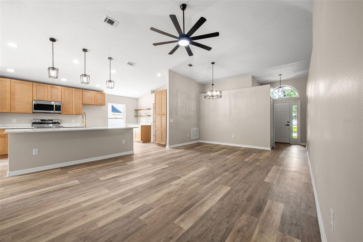 948 WELCH HILL CIRCLE — photo 7 of 48