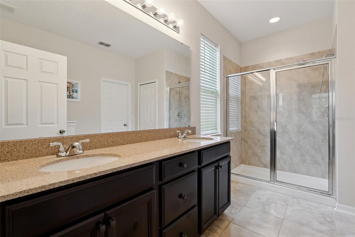 1120 WHITE WATER BAY DRIVE — photo 22 of 72