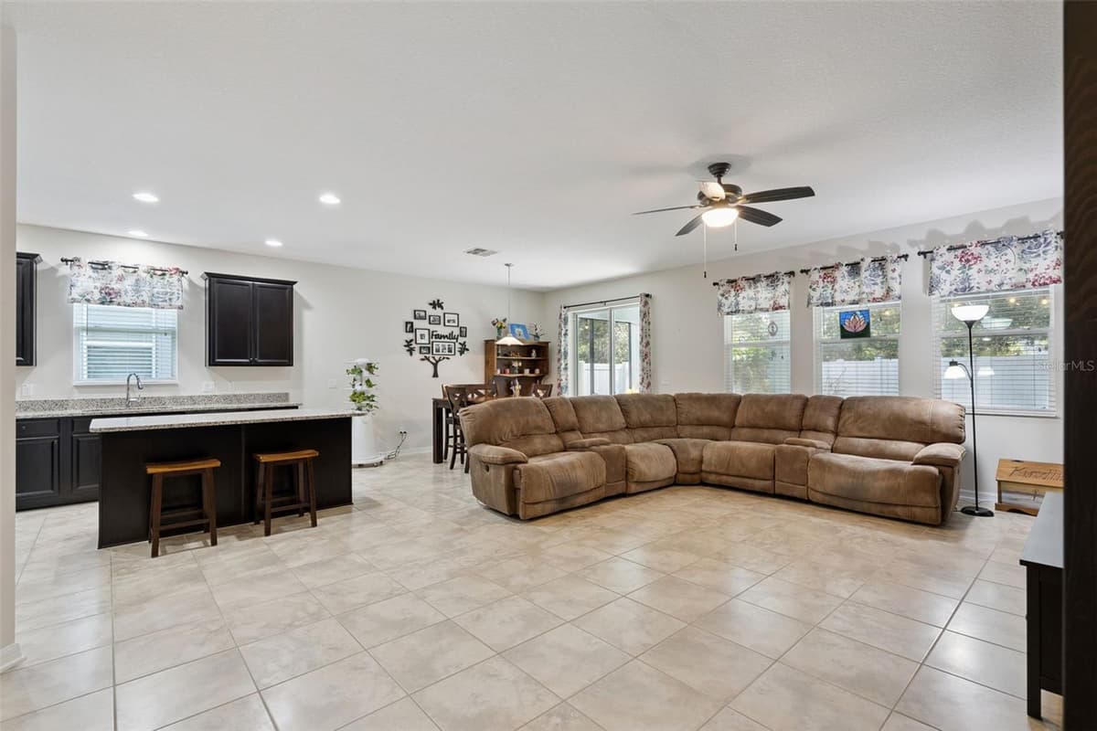 1120 WHITE WATER BAY DRIVE — photo 11 of 72