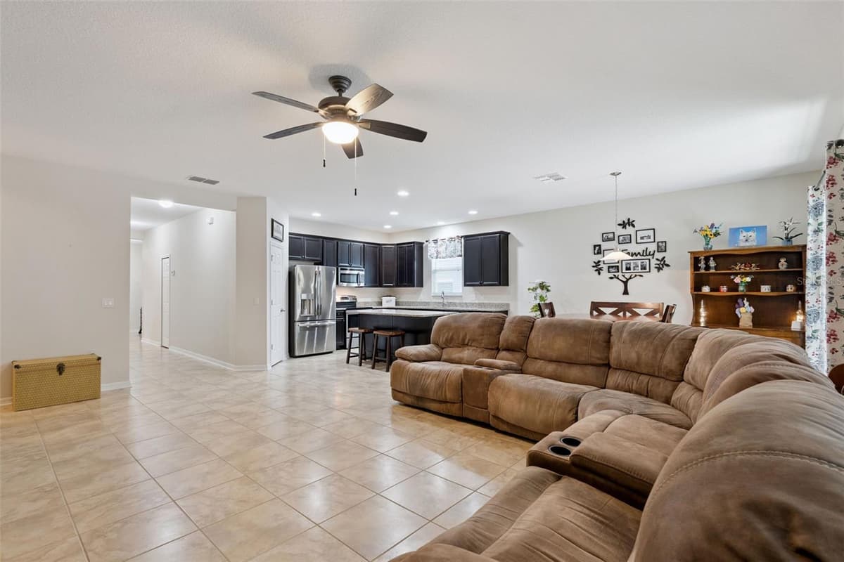 1120 WHITE WATER BAY DRIVE — photo 12 of 72