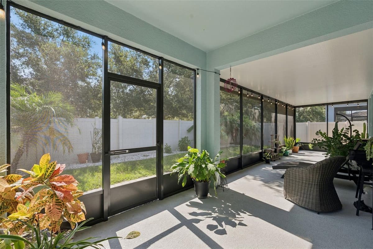 1120 WHITE WATER BAY DRIVE — photo 26 of 72