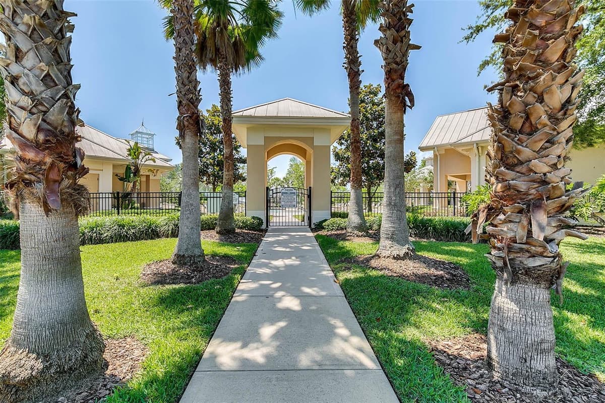 1120 WHITE WATER BAY DRIVE — photo 40 of 72