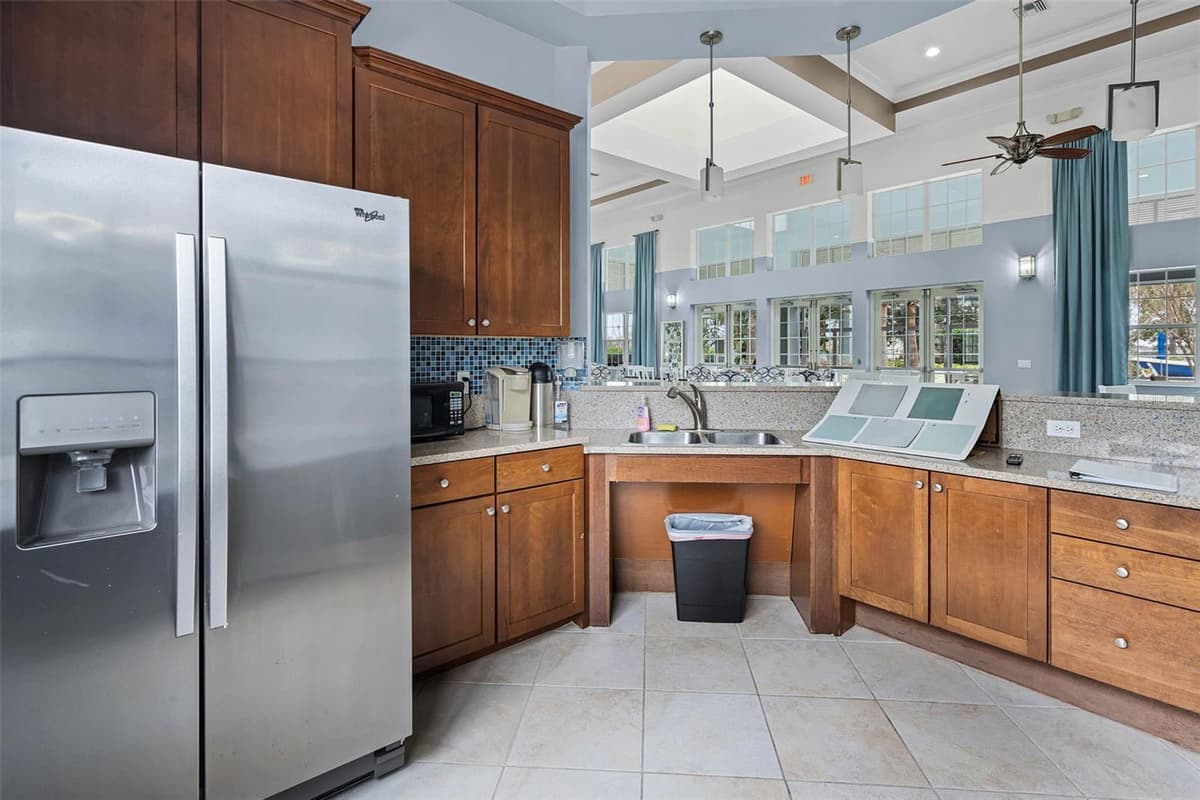 1120 WHITE WATER BAY DRIVE — photo 39 of 72
