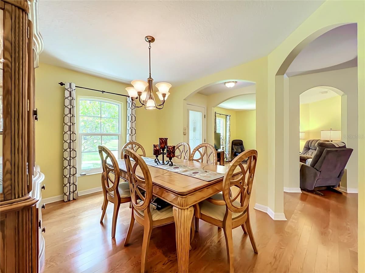41821 ROYAL TRAILS ROAD — photo 19 of 67