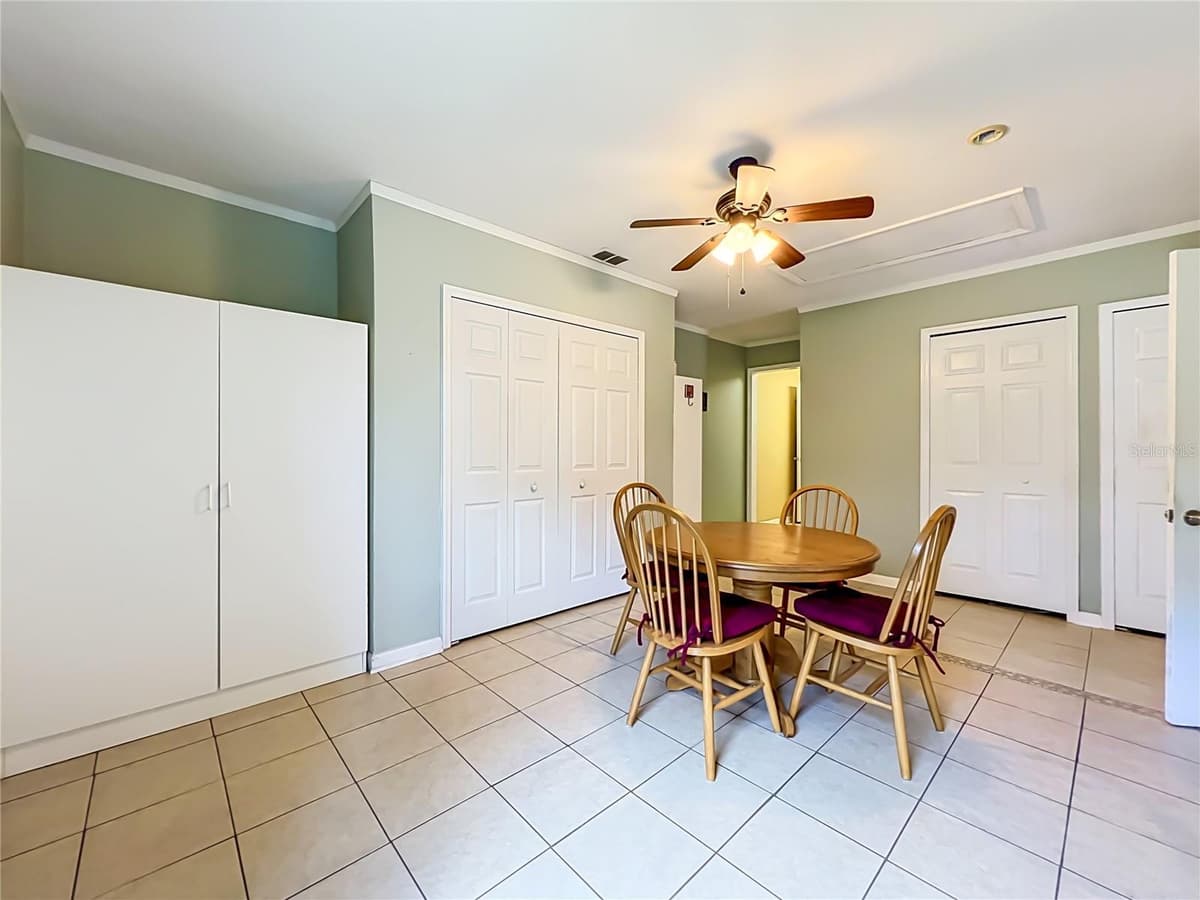 41821 ROYAL TRAILS ROAD — photo 37 of 67