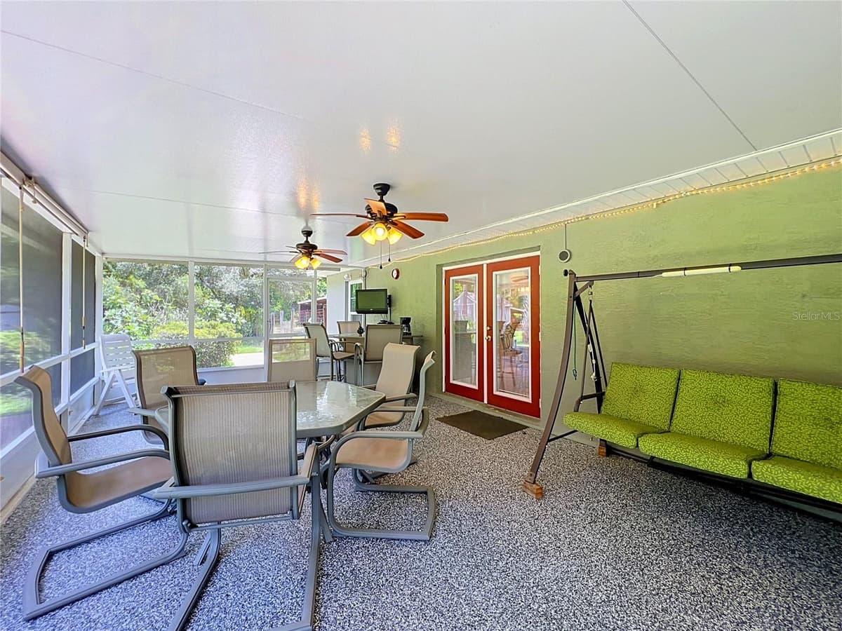 41821 ROYAL TRAILS ROAD — photo 47 of 67