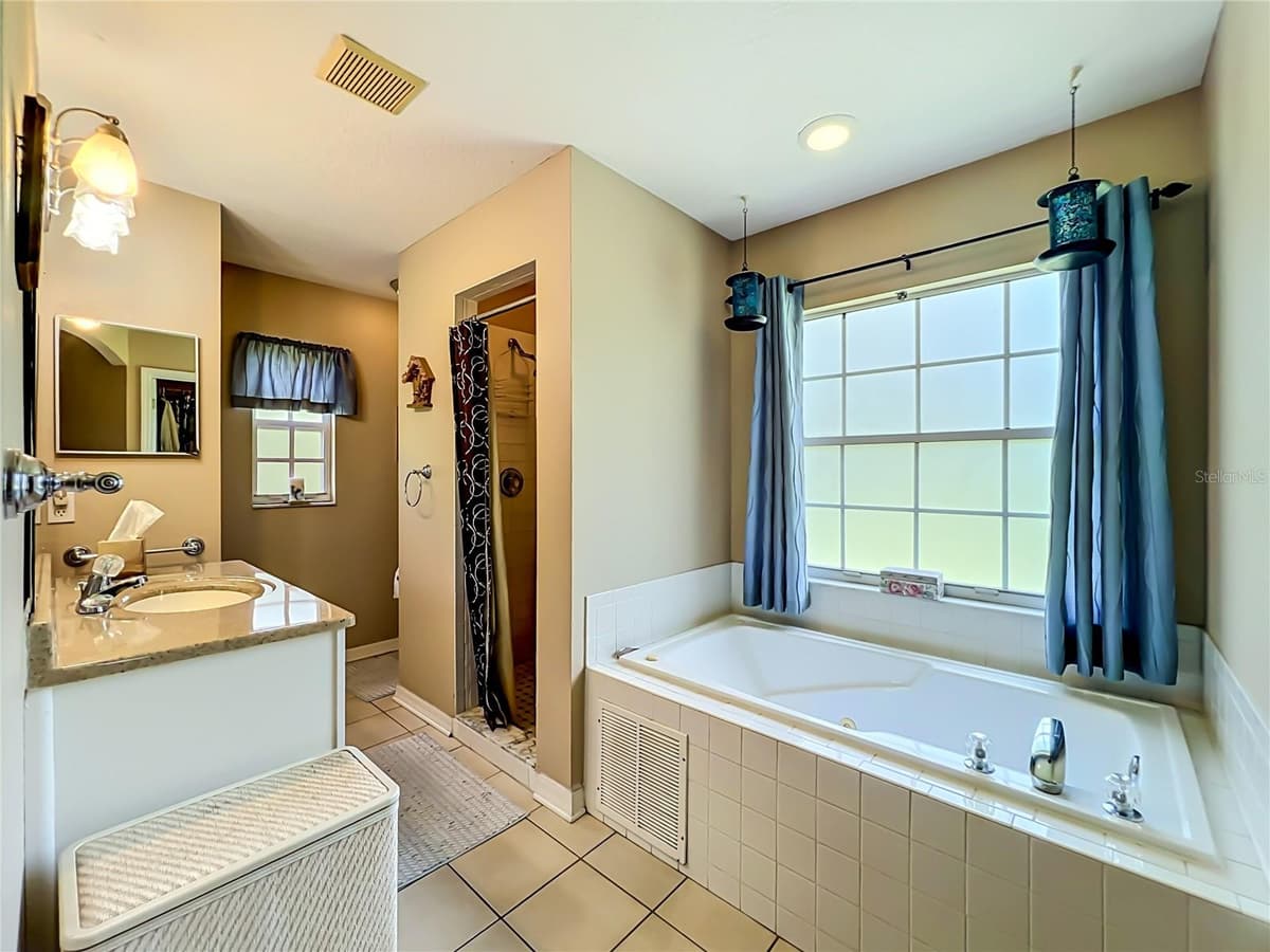 41821 ROYAL TRAILS ROAD — photo 23 of 67