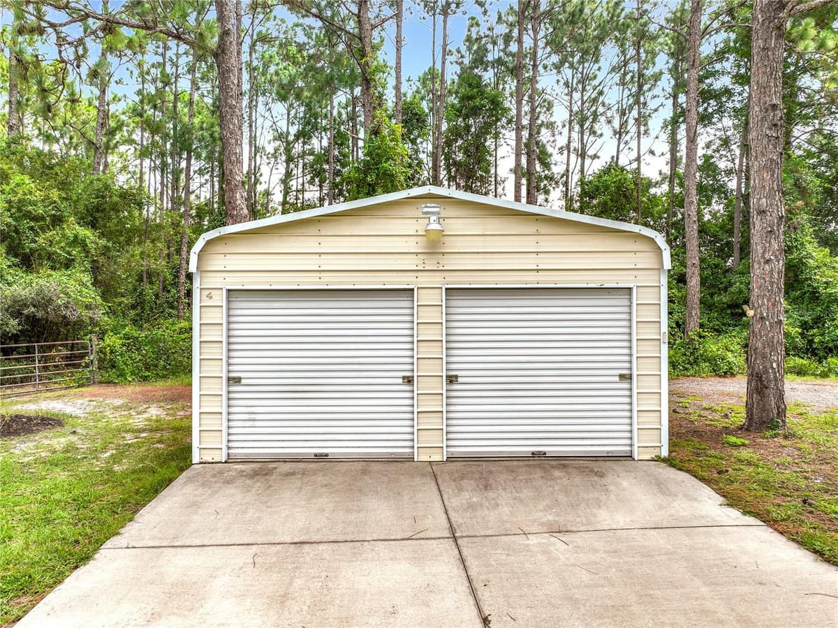 41821 ROYAL TRAILS ROAD — photo 55 of 67
