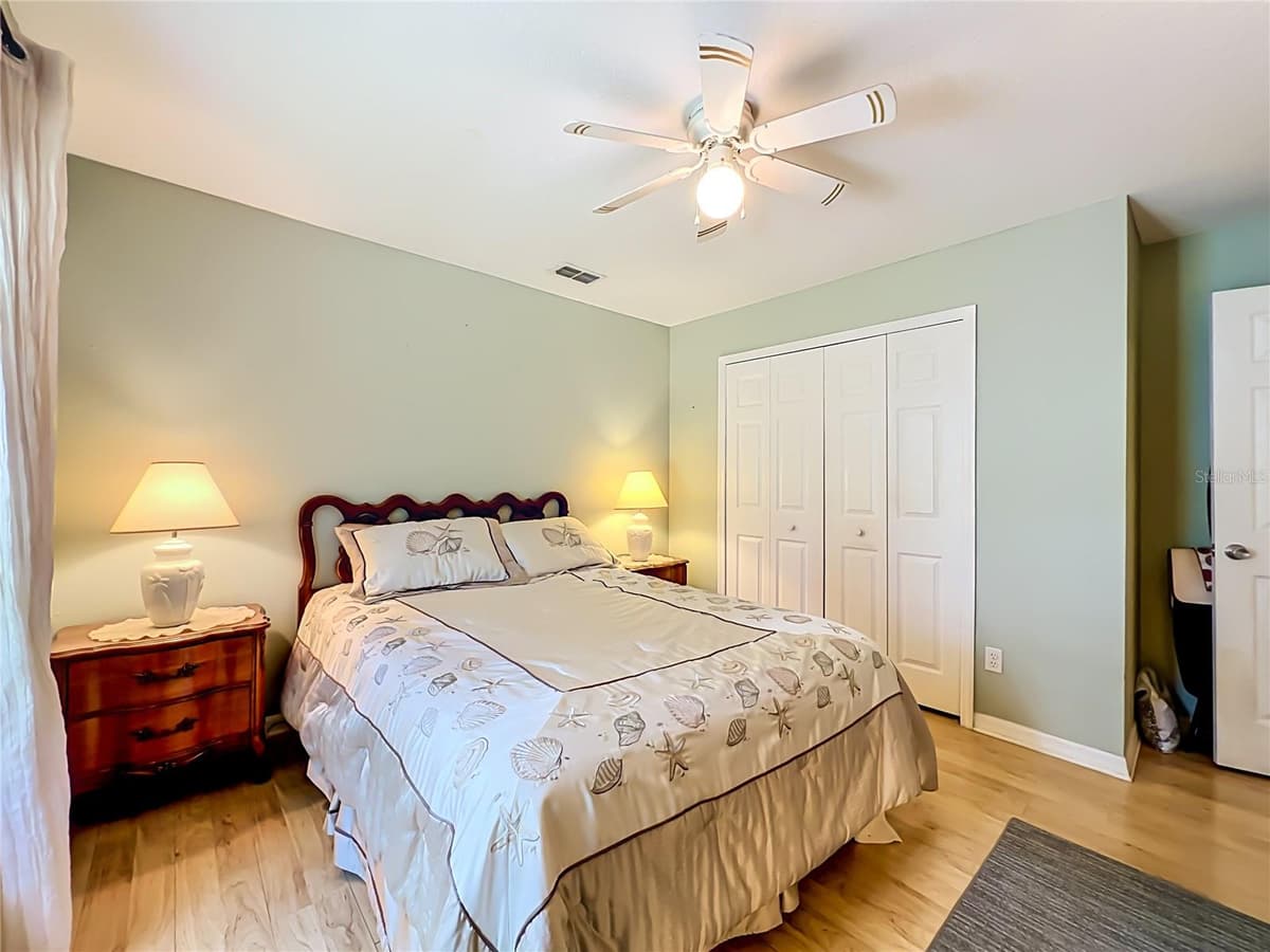 41821 ROYAL TRAILS ROAD — photo 32 of 67