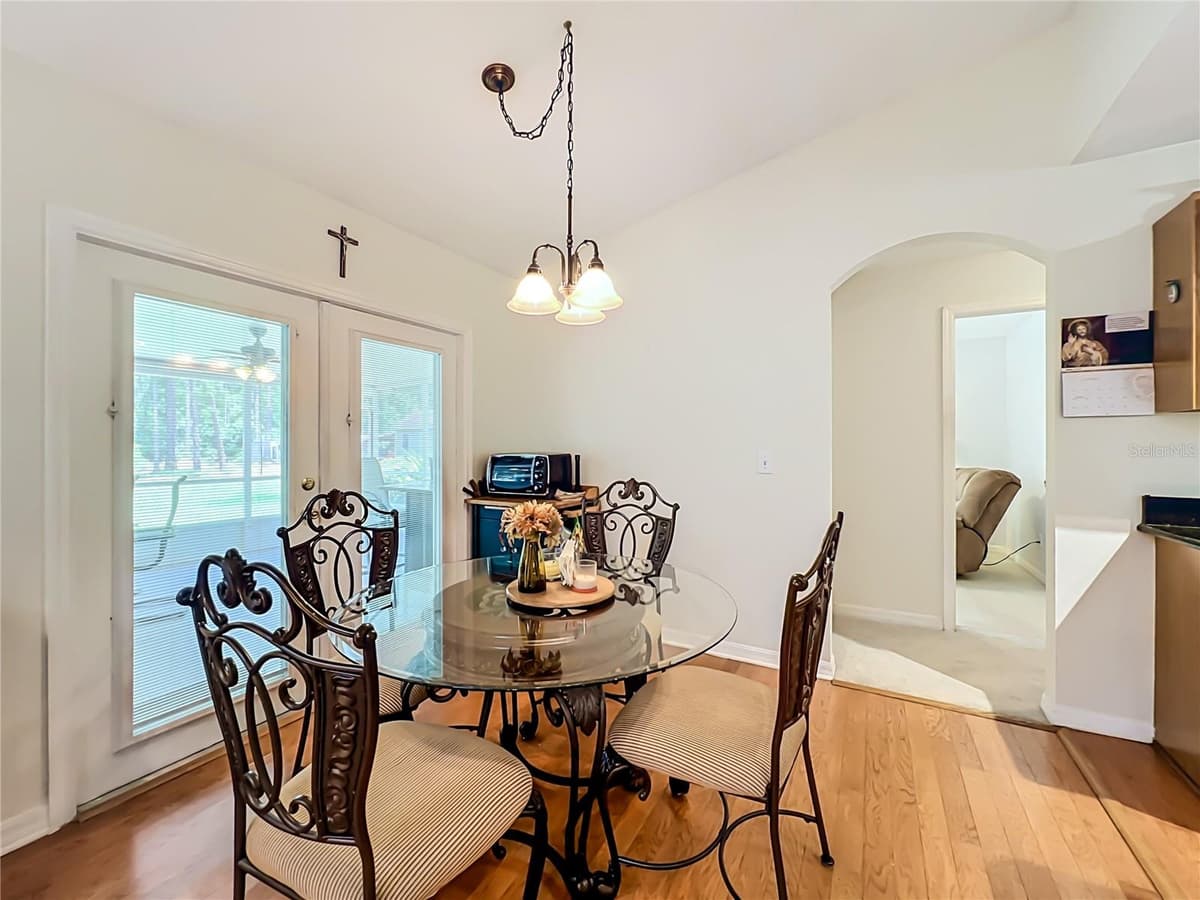 41821 ROYAL TRAILS ROAD — photo 13 of 67