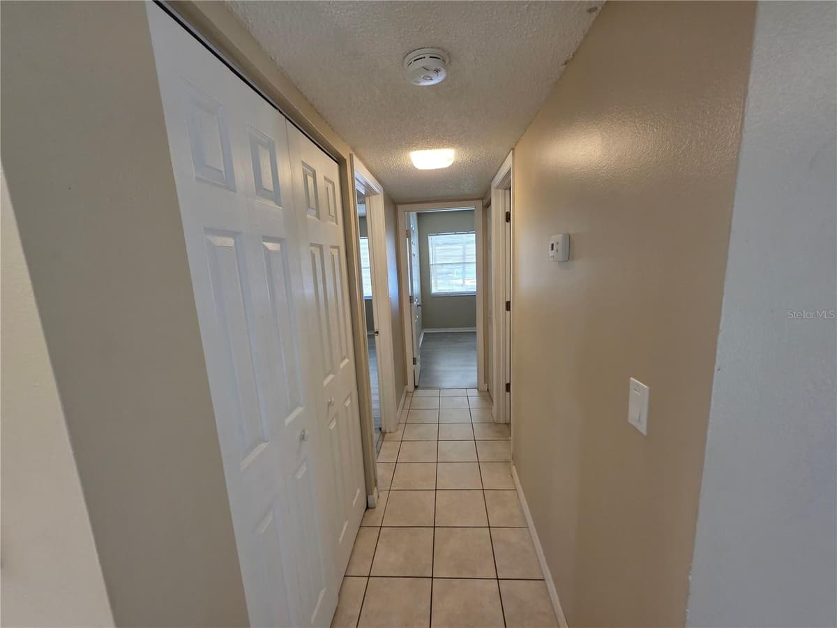 110 CYPRESS WOODS COURT — photo 14 of 31
