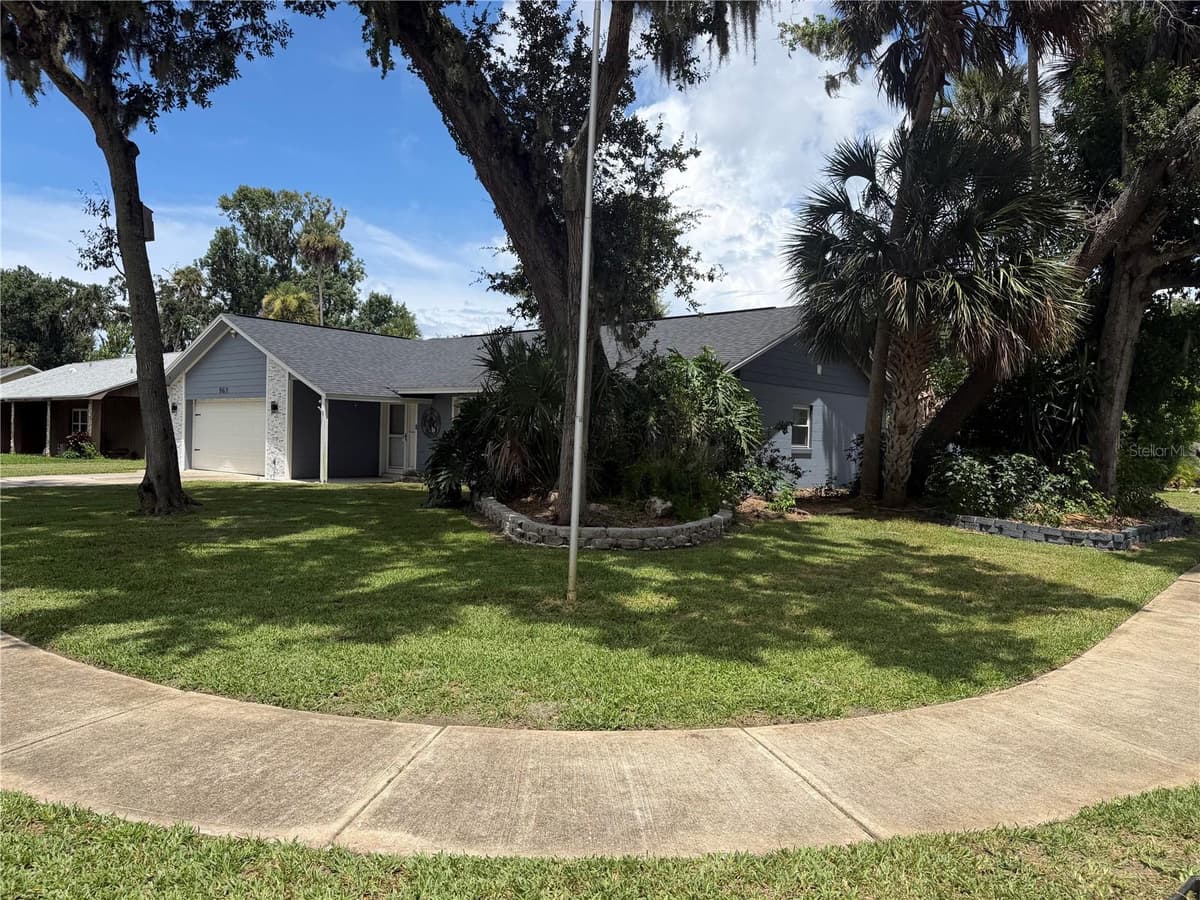 965 SANDLE WOOD DRIVE — photo 2 of 9