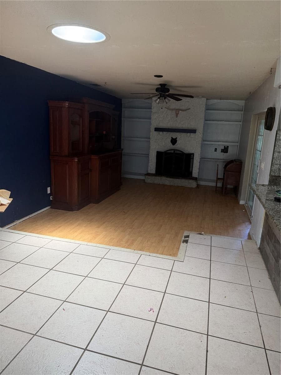965 SANDLE WOOD DRIVE — photo 8 of 9