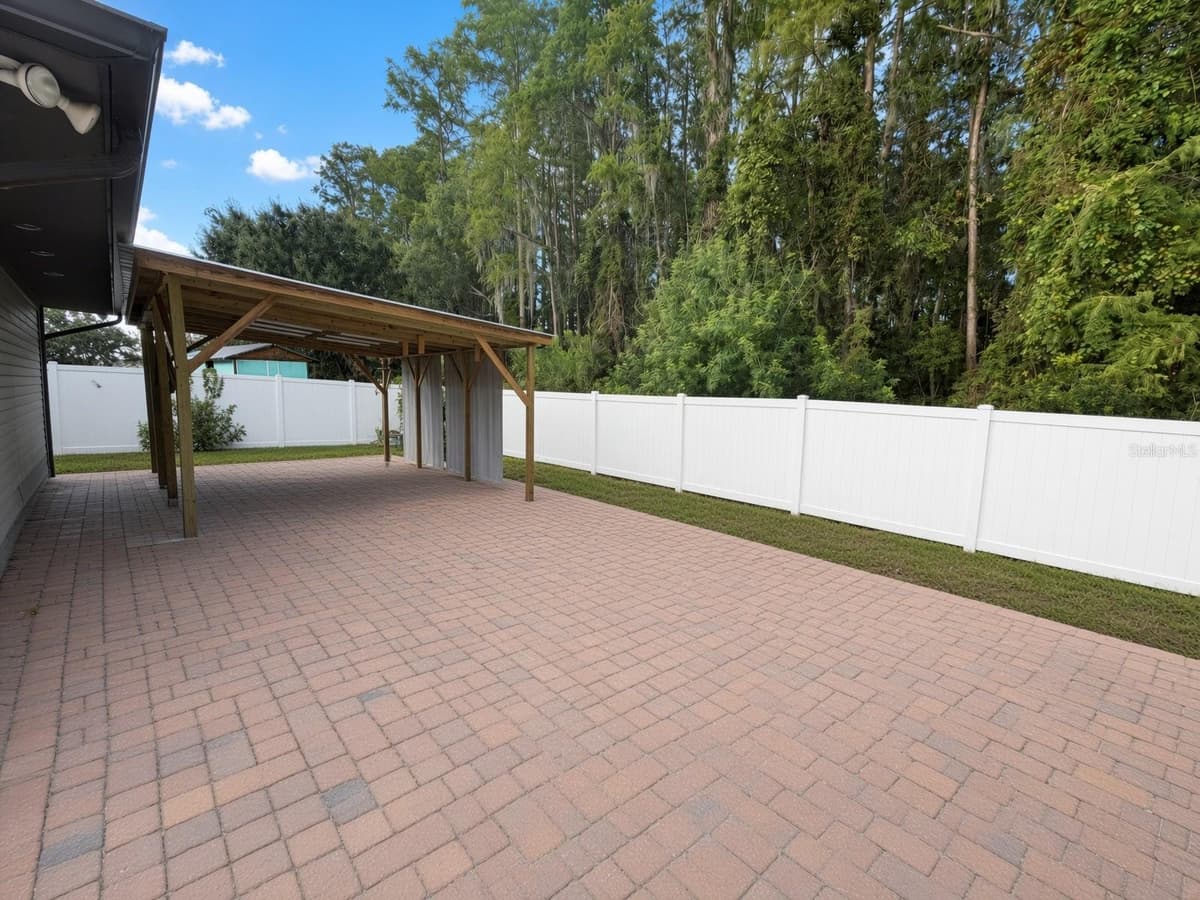 3010 STILLWATER DRIVE — photo 38 of 44