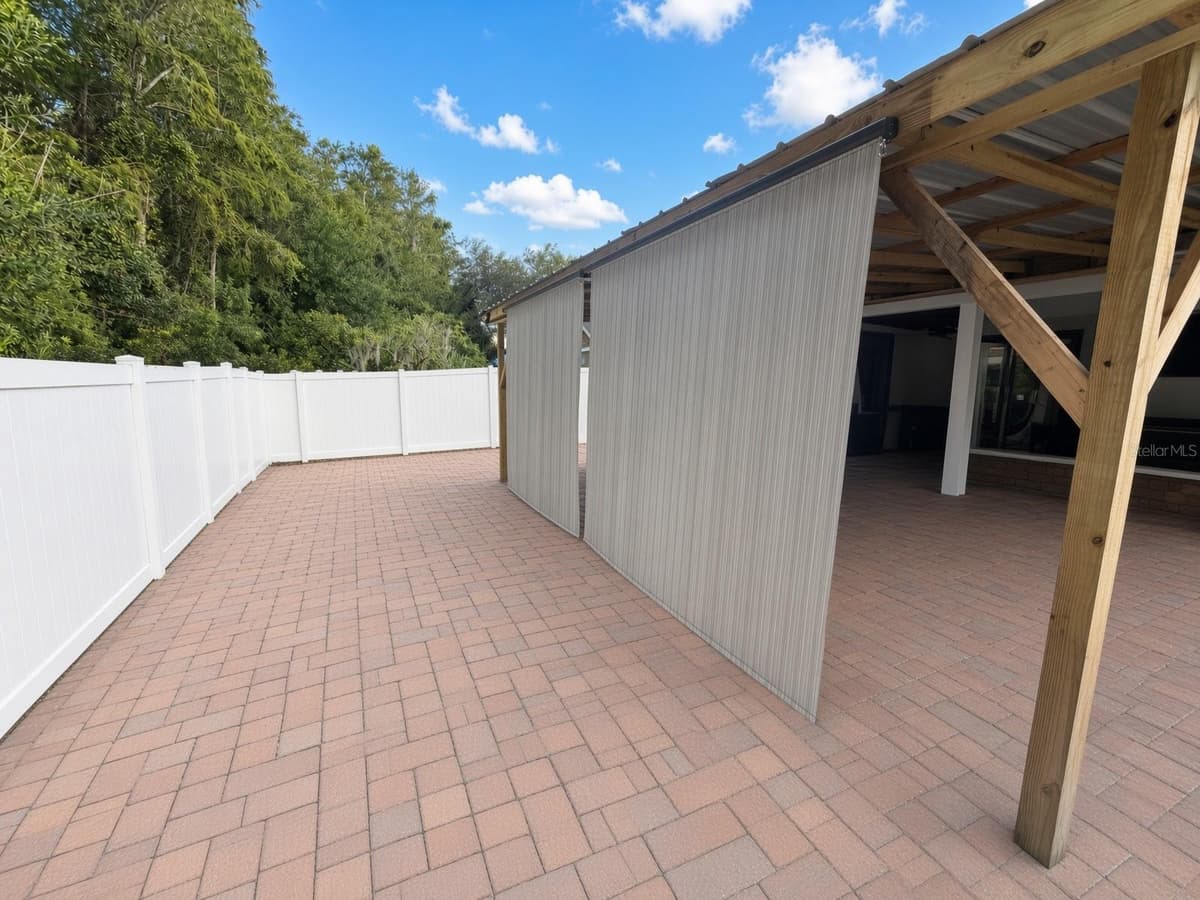3010 STILLWATER DRIVE — photo 33 of 44