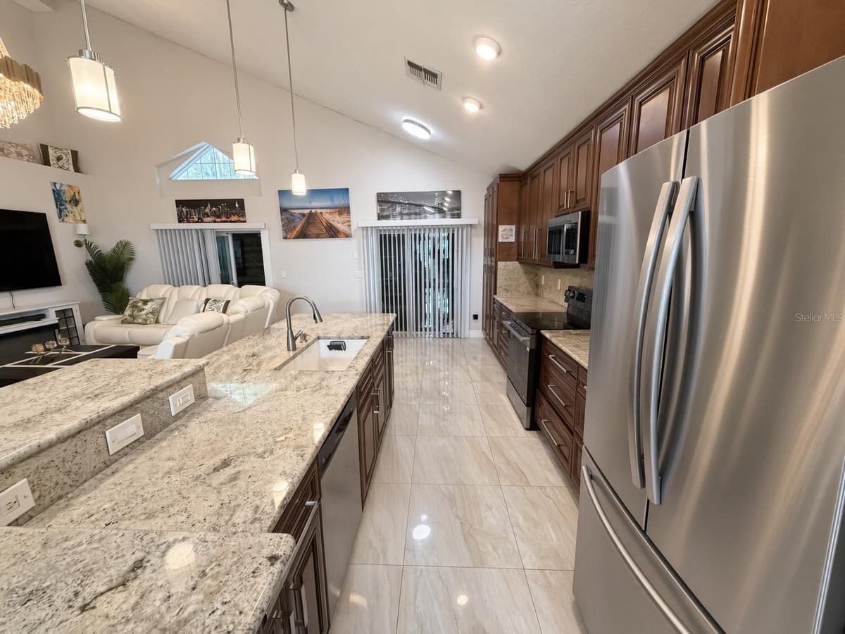3010 STILLWATER DRIVE — photo 10 of 44