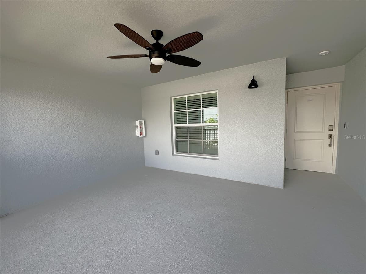 14271 HERITAGE LANDING BOULEVARD — photo 8 of 51