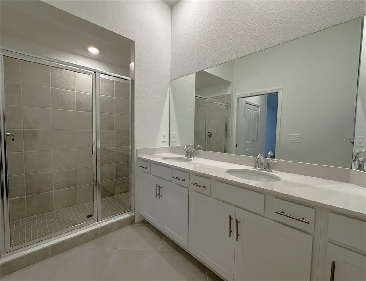 14271 HERITAGE LANDING BOULEVARD — photo 17 of 51