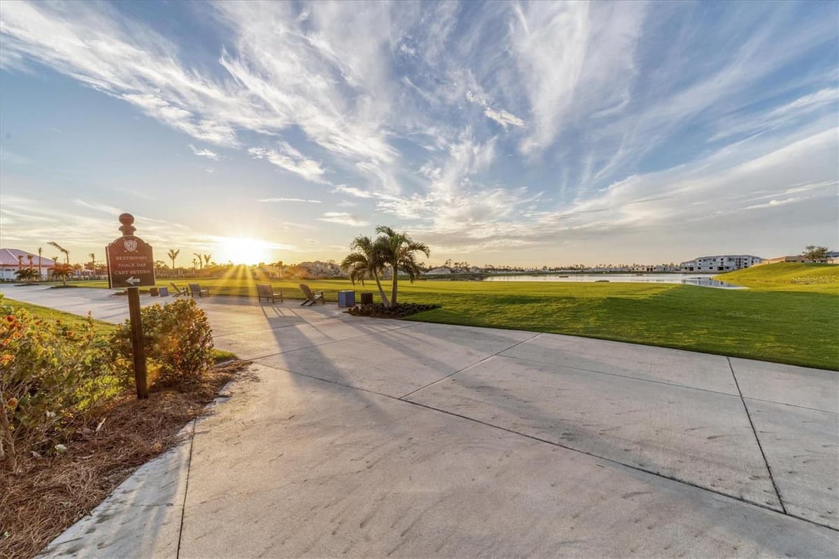 14271 HERITAGE LANDING BOULEVARD — photo 50 of 51