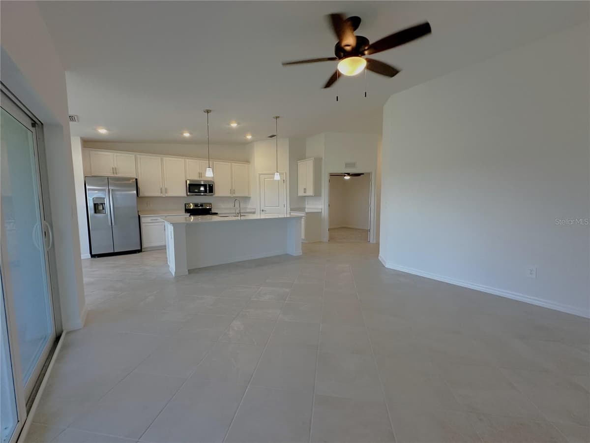 14271 HERITAGE LANDING BOULEVARD — photo 14 of 51