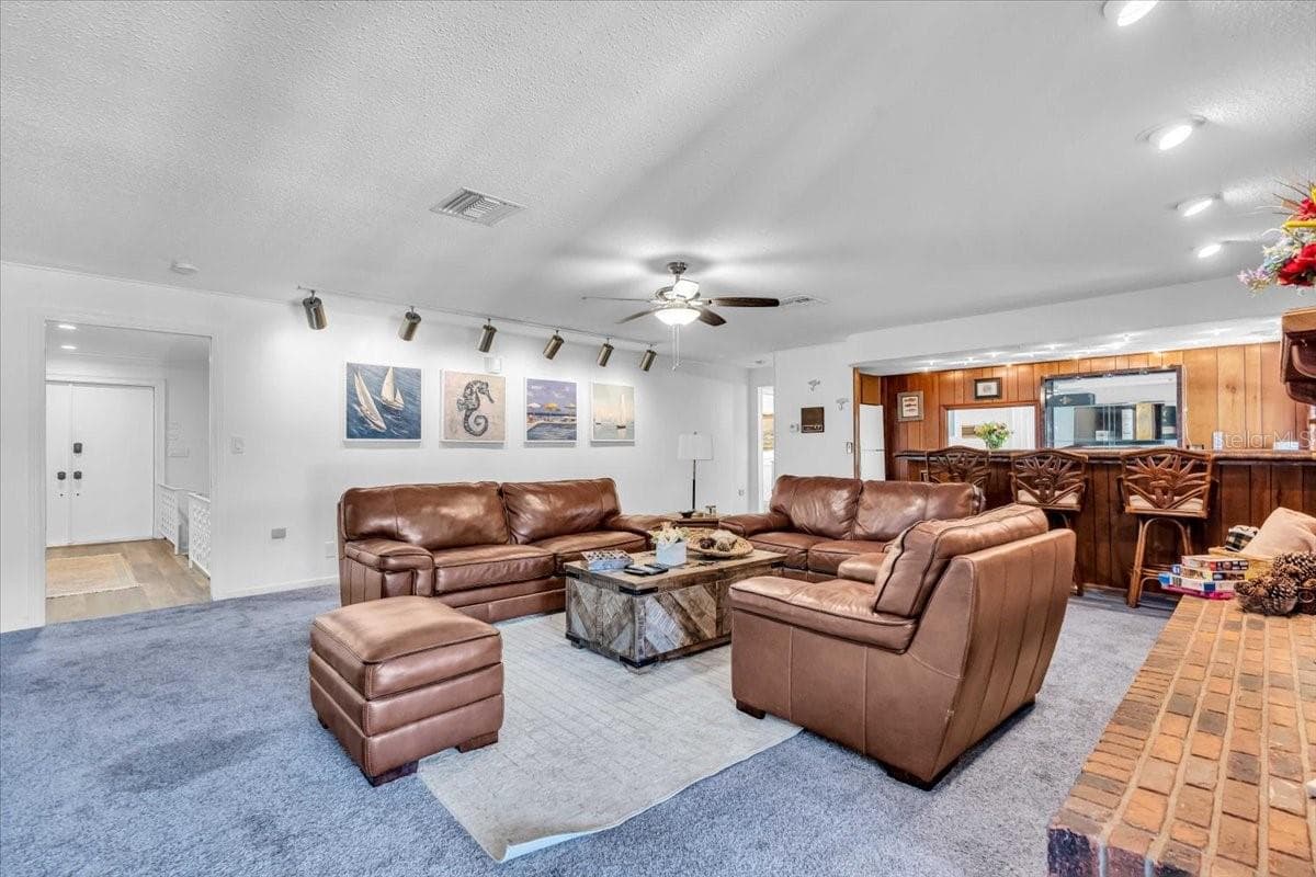 7920 43RD STREET — photo 14 of 63