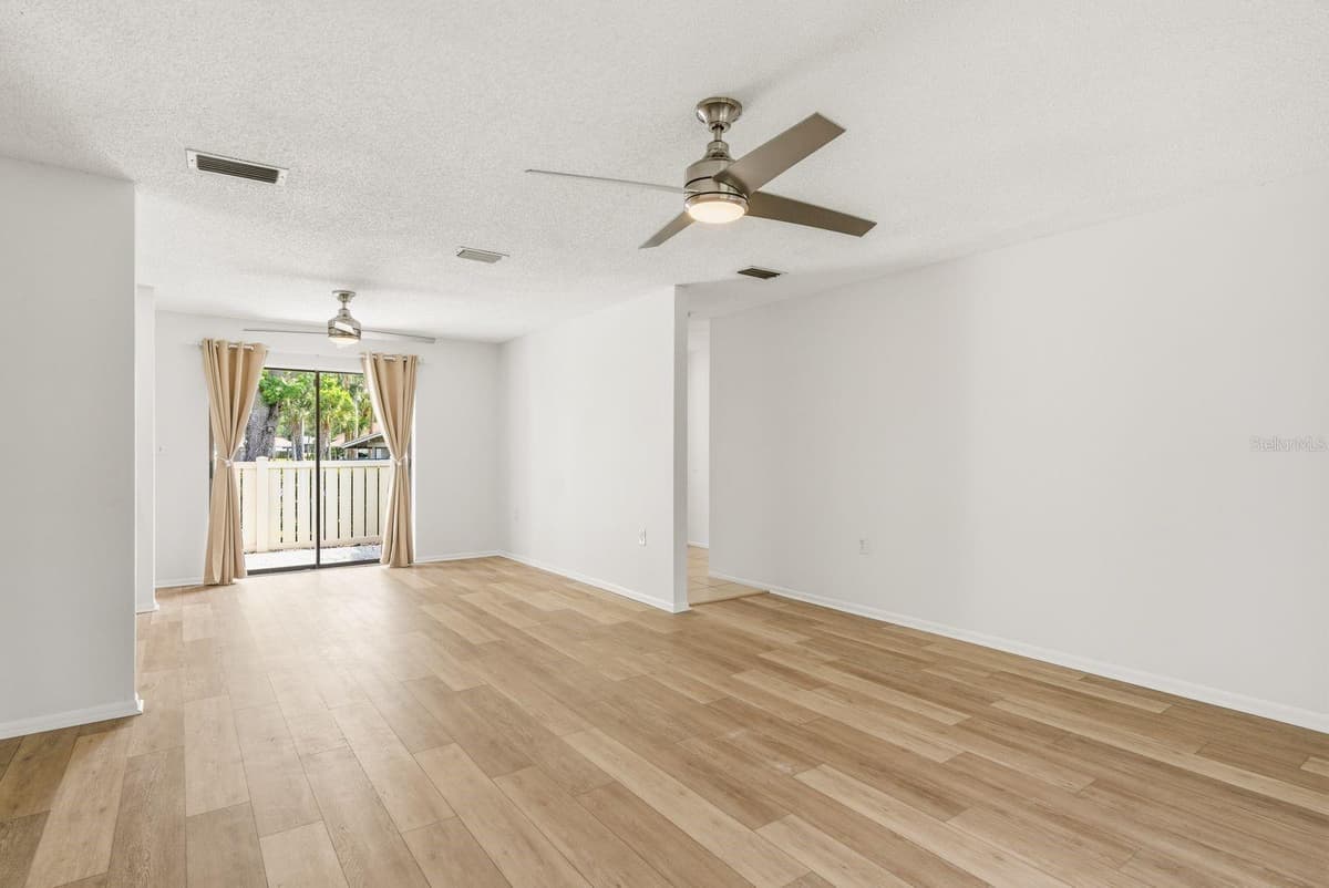 20 EVELYN COURT — photo 20 of 74
