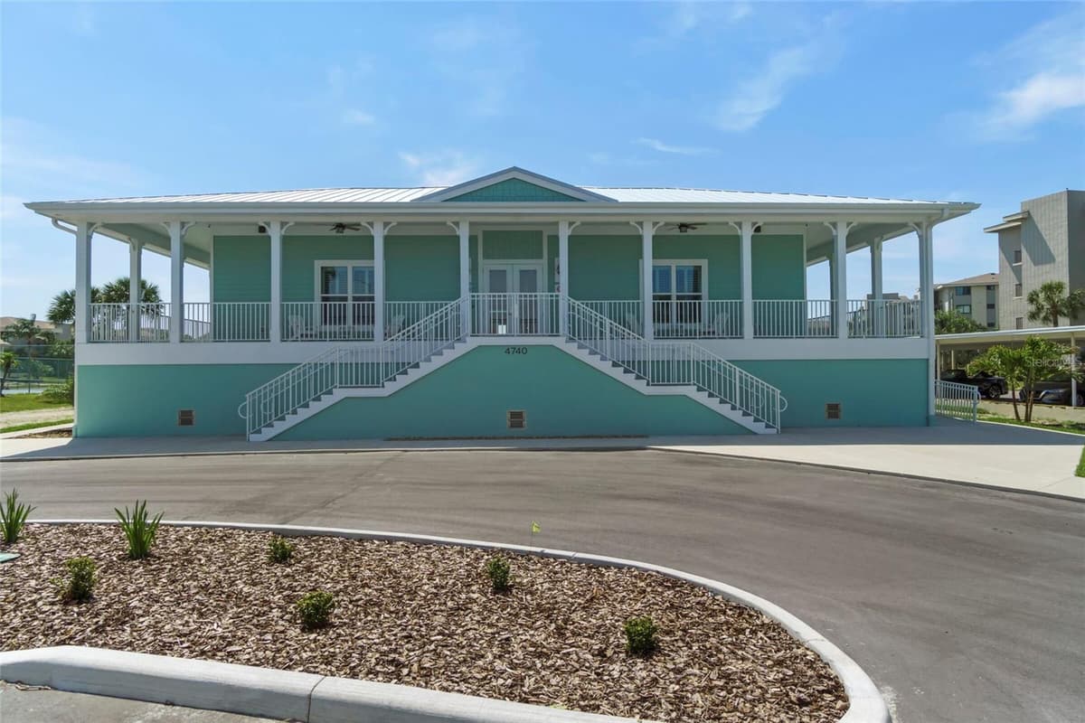 4650 BAY BOULEVARD — photo 38 of 57