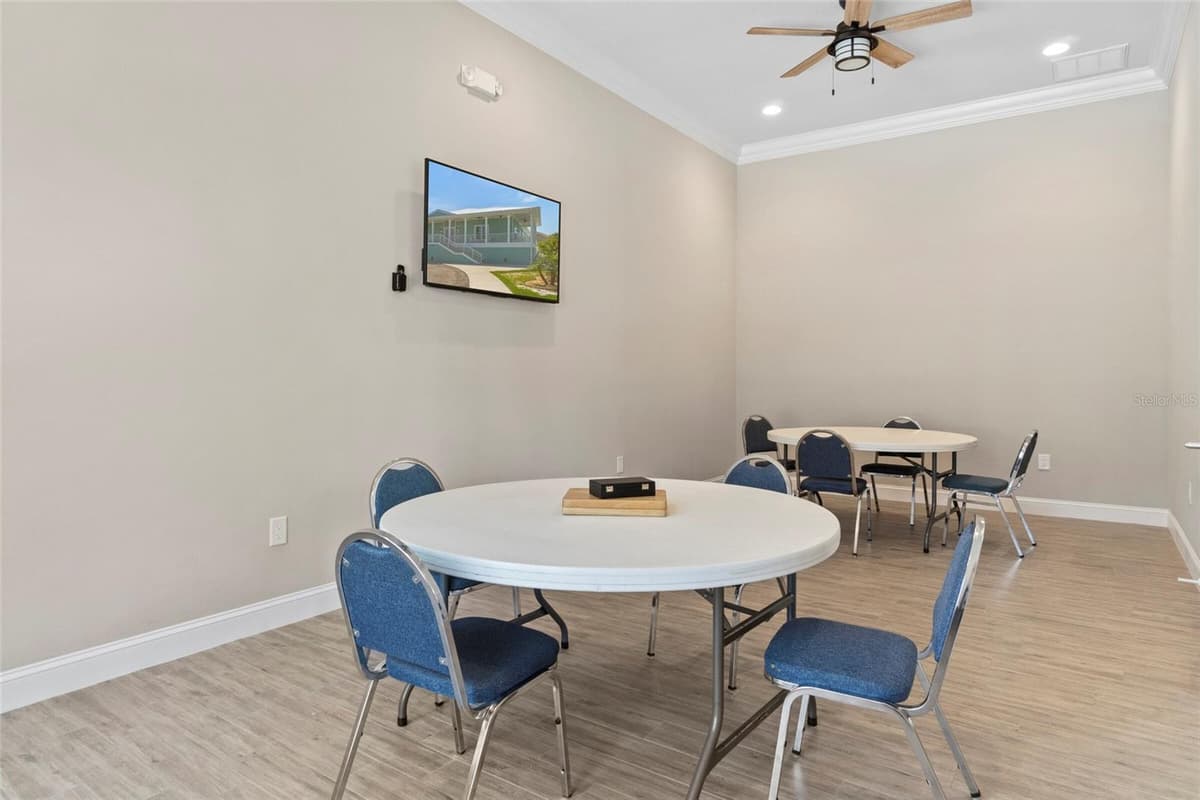 4650 BAY BOULEVARD — photo 41 of 57