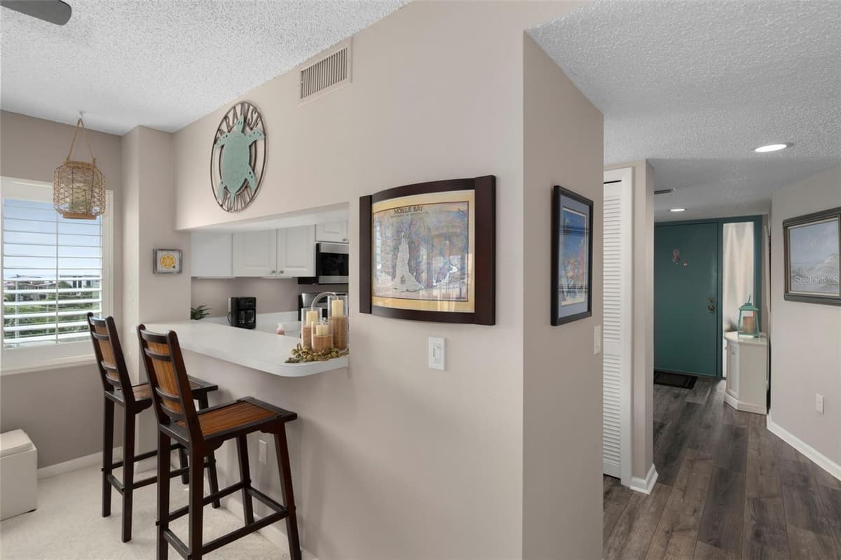 4650 BAY BOULEVARD — photo 18 of 57