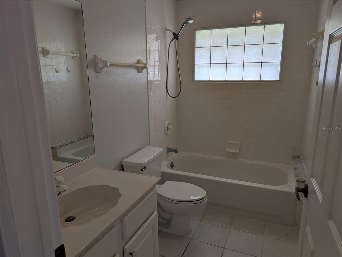 6233 PEBBLE LANE — photo 6 of 9