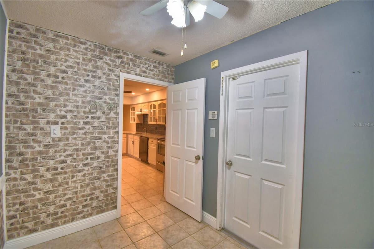 1206 SUSAN LANE — photo 46 of 64