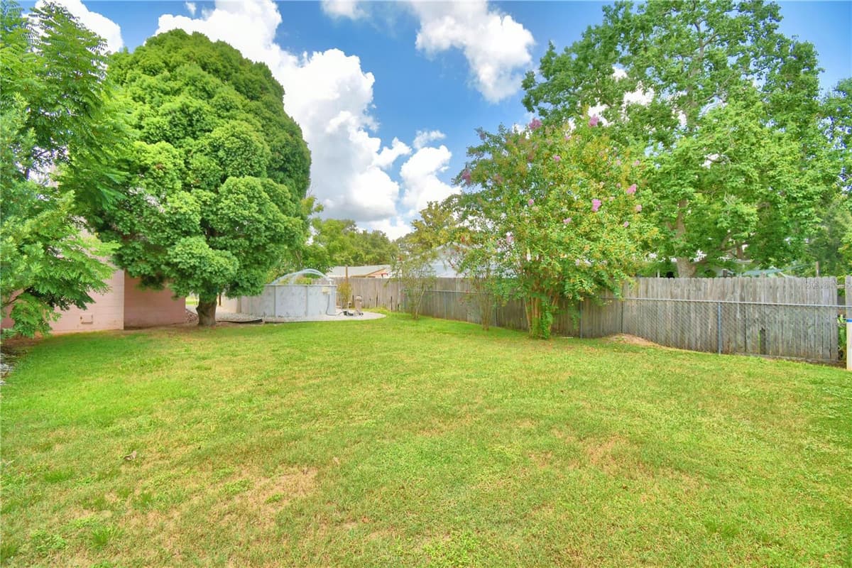 1206 SUSAN LANE — photo 61 of 64