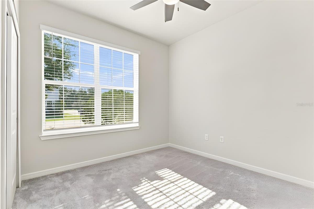 3545 TREETOP STREET — photo 31 of 55