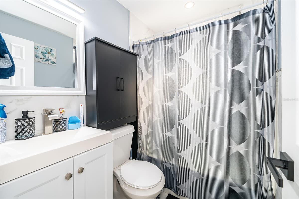 10 CELESTE STREET — photo 22 of 25