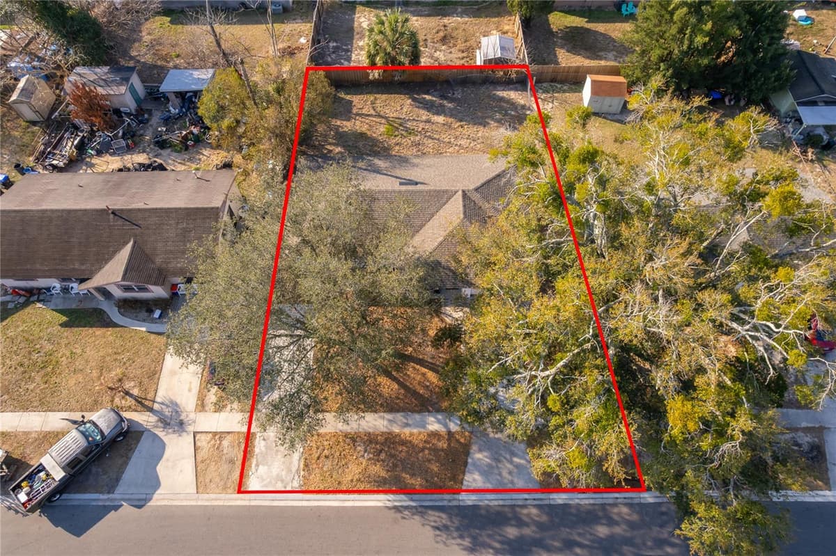 10 CELESTE STREET — photo 4 of 25