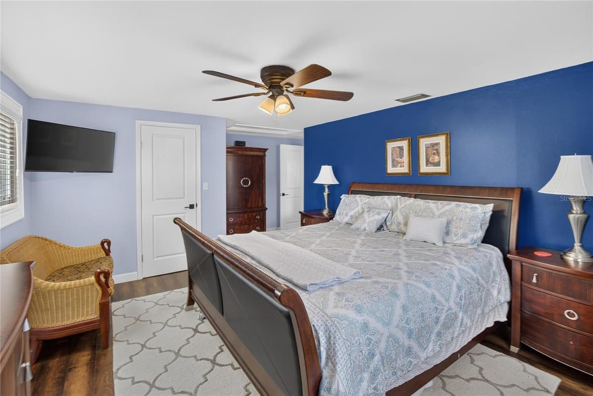 10718 DRUMMOND RD — photo 31 of 40