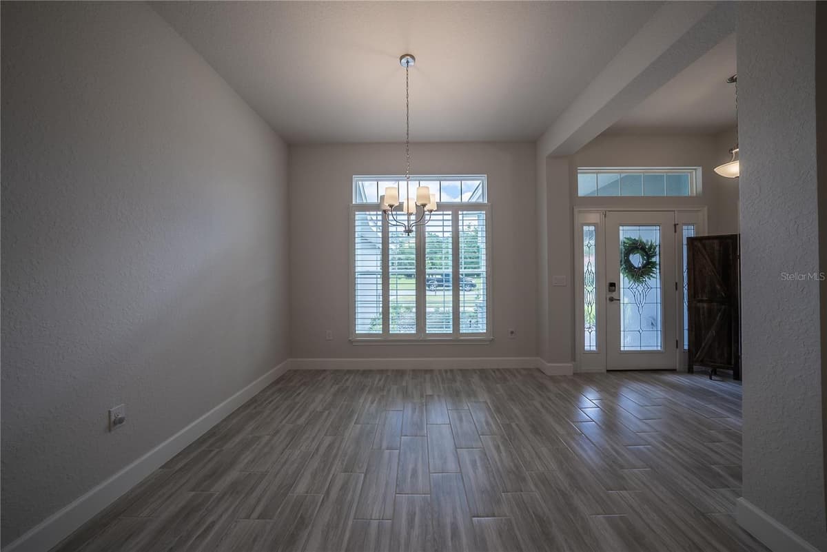 6698 179TH AVENUE ROAD — photo 4 of 57