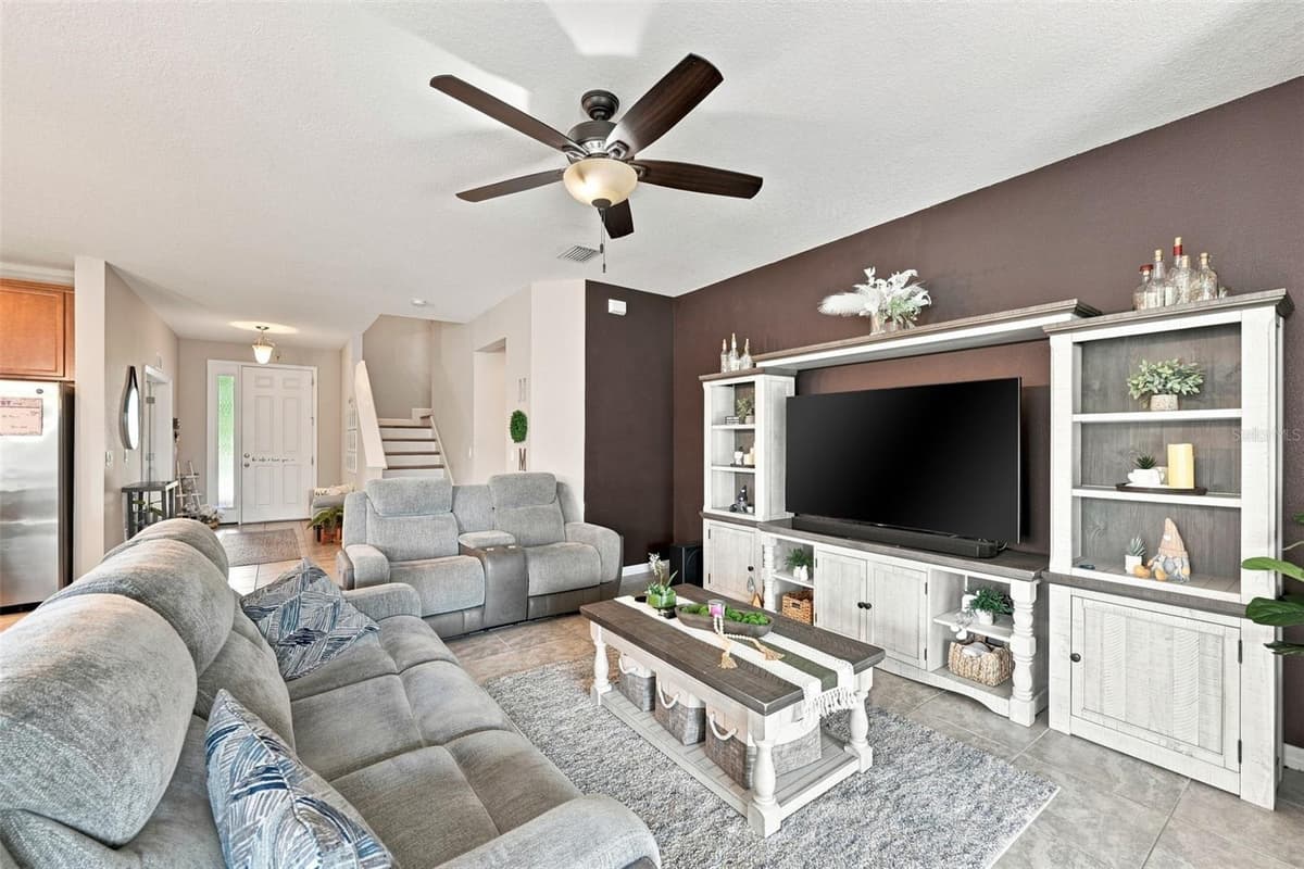 12110 LEGACY BRIGHT STREET — photo 4 of 49