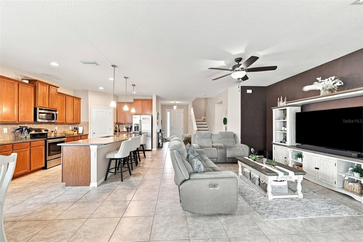 12110 LEGACY BRIGHT STREET — photo 3 of 49