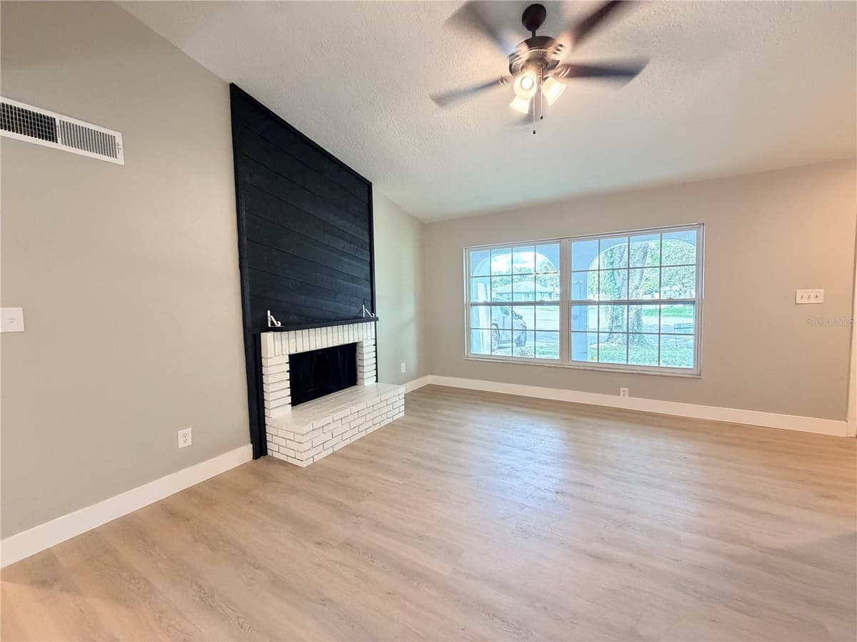 8428 BARK COURT — photo 14 of 37